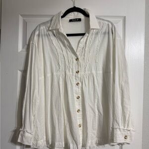 Chic White Button Down Shirt (fits oversized)